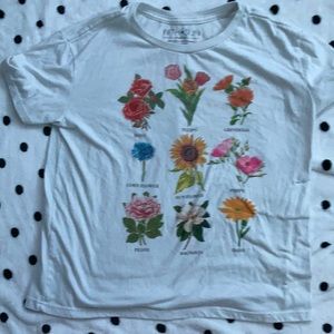 cute tee with floral pattern